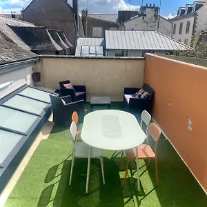 Avec Terrasse Entre Centre-ville Et Plages De Apartment Concarneau