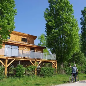 Camping Kanopée Village ***