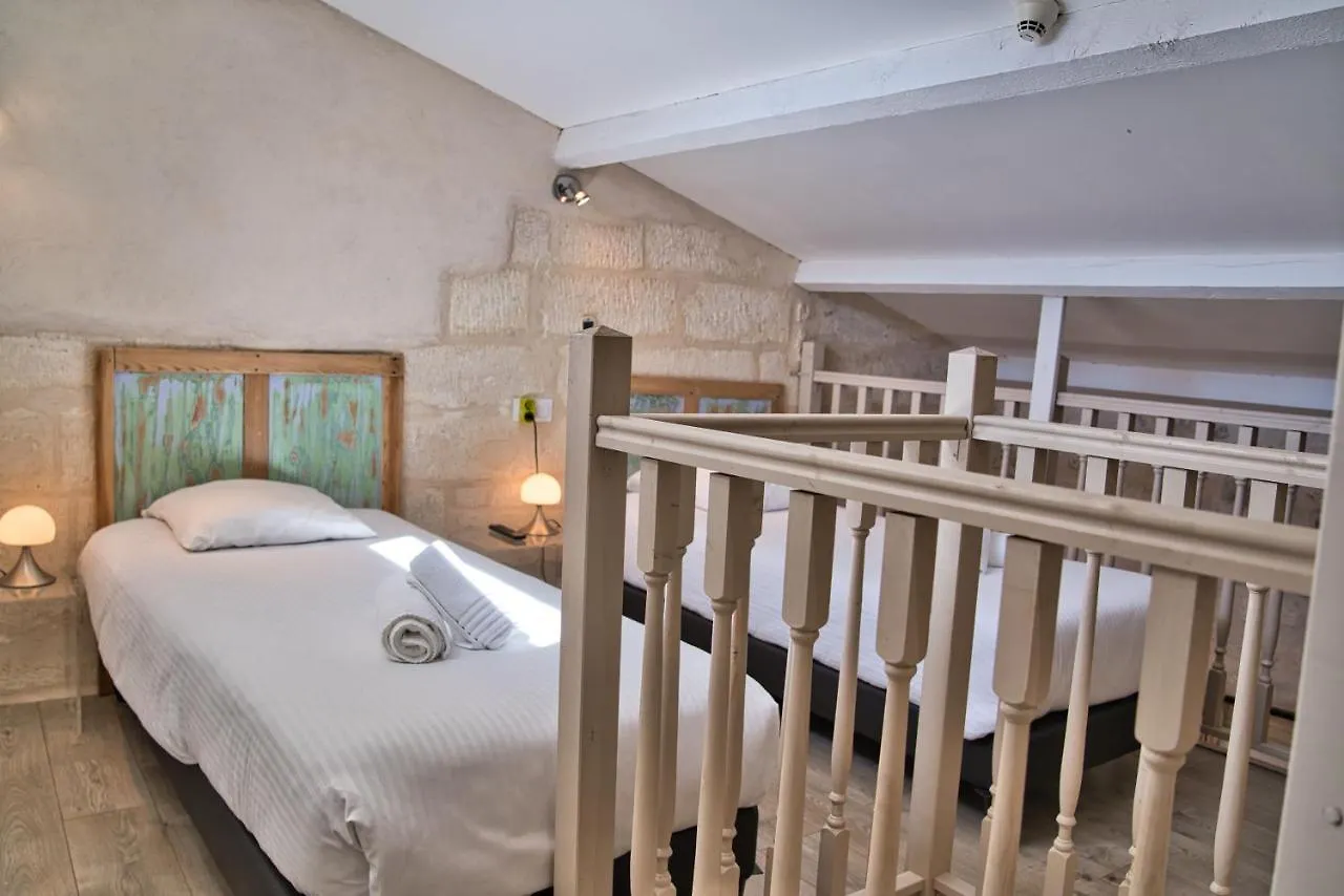 Hotel La Muette Arles 3*,