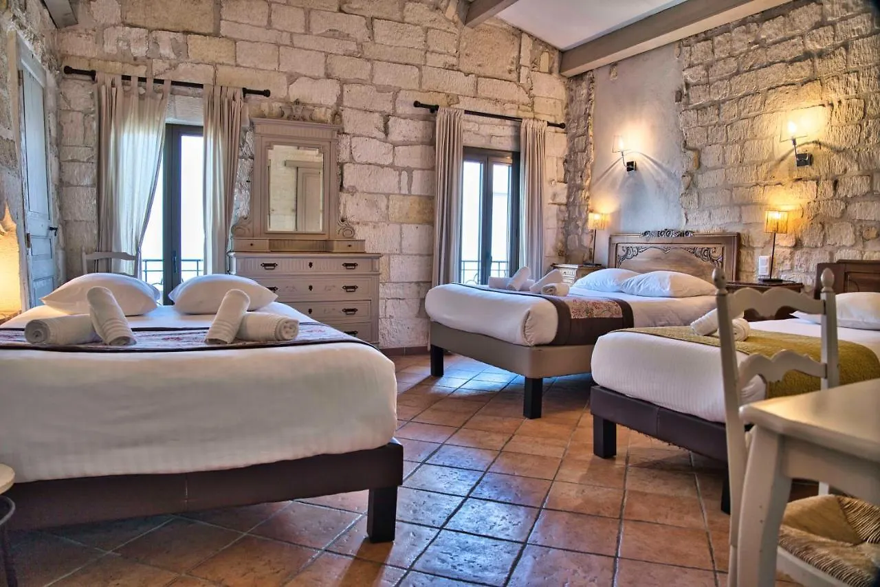 Hotel La Muette Arles 3*,  France